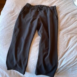 On the fly Lululemon pants